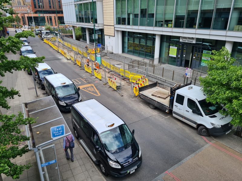 Work on electric taxi wireless charging gets underway in a UK first for Nottingham﻿